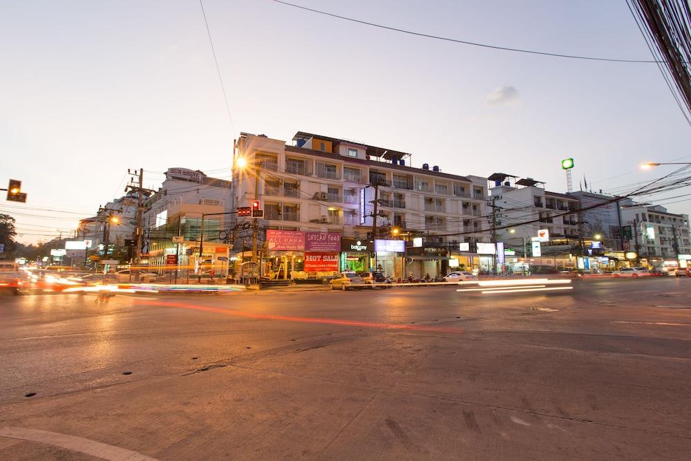 Patong Buri Hotel מראה חיצוני תמונה