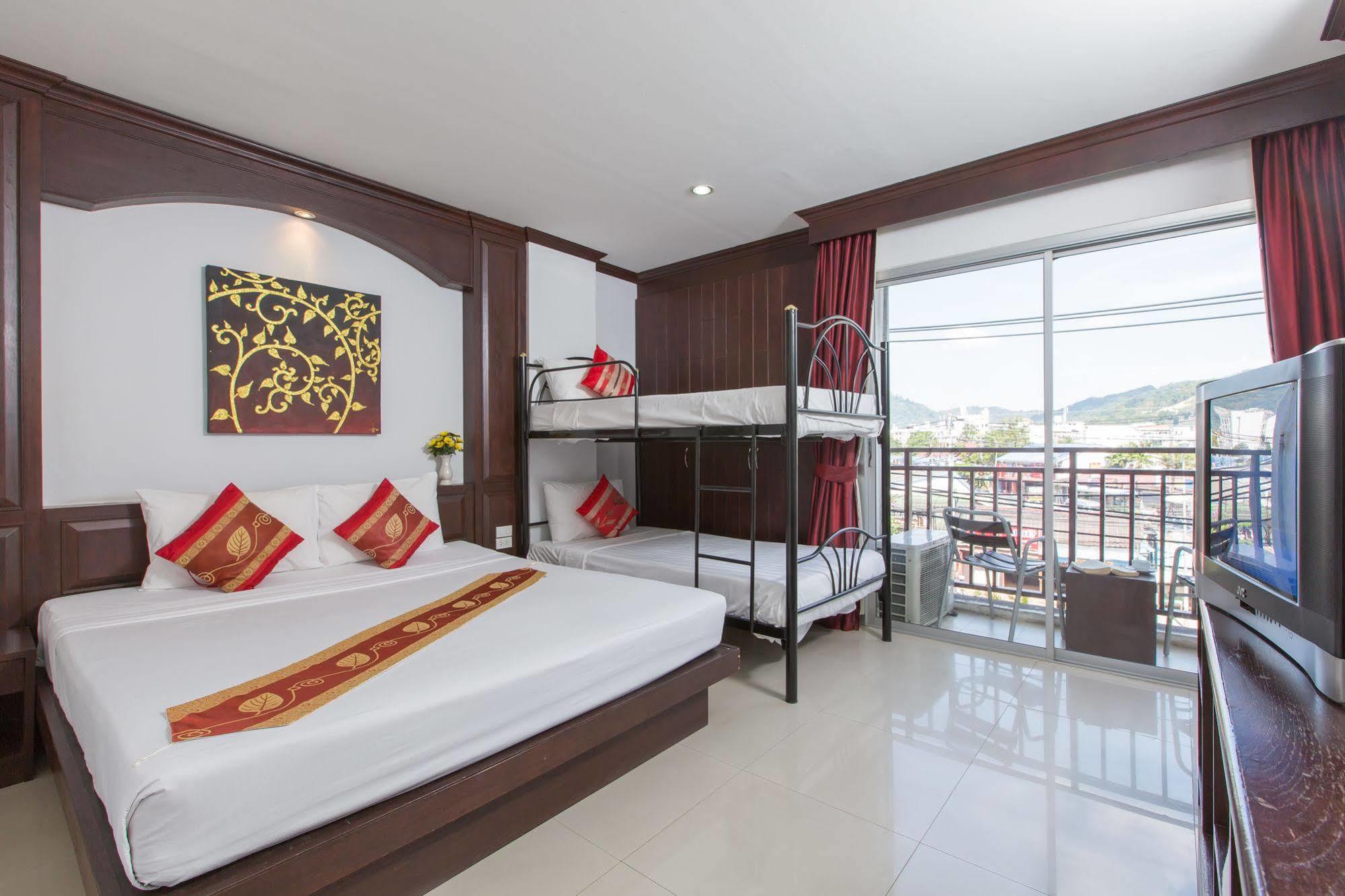 Patong Buri Hotel מראה חיצוני תמונה